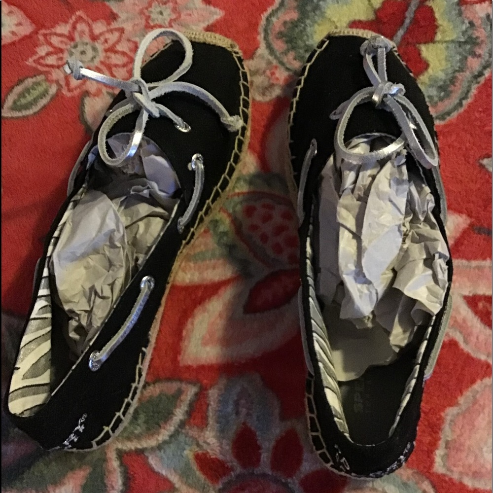 Summer Shoes black and silver Breathable
